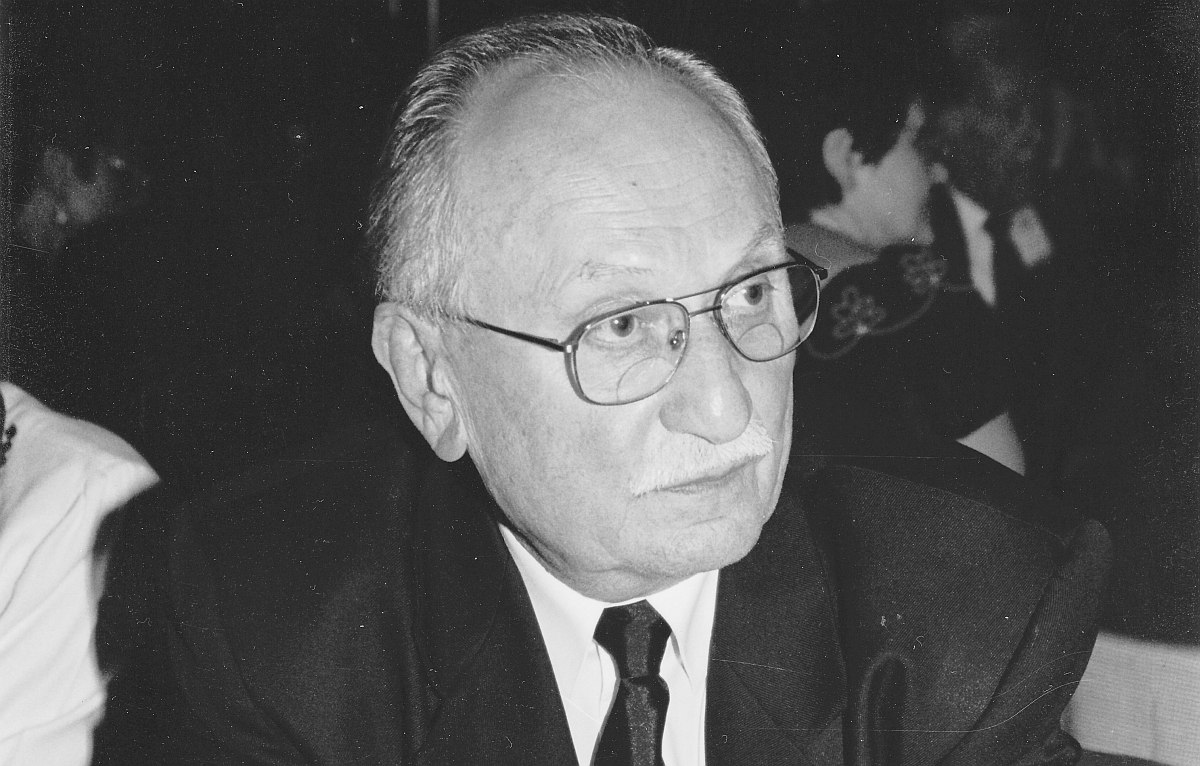 In memoriam Takács László (1927-2018)